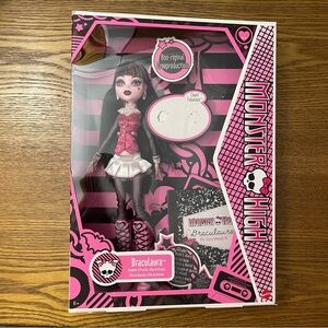 Draculaura Creeproduction Doll